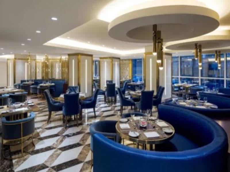 Sheraton Makkah Jabal Al Kaaba Hotel Mekka Exterior foto The interior of the restaurant